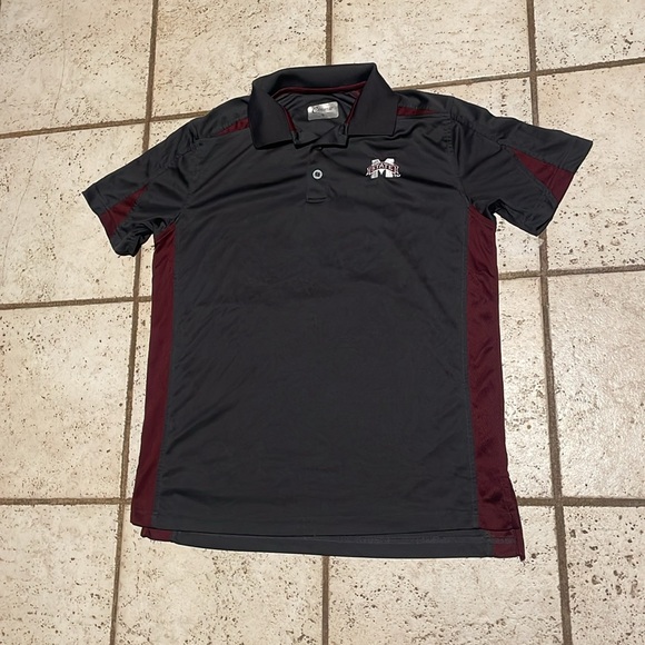 ⭐️⬇️ Mississippi State Polo Shirt - Picture 3 of 8